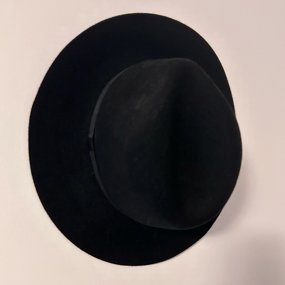 ARITZIA Auxiliary Black Hat